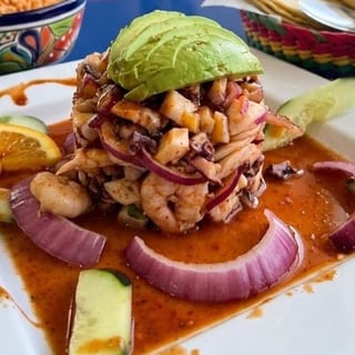 Torre de Mariscos Muelle 77